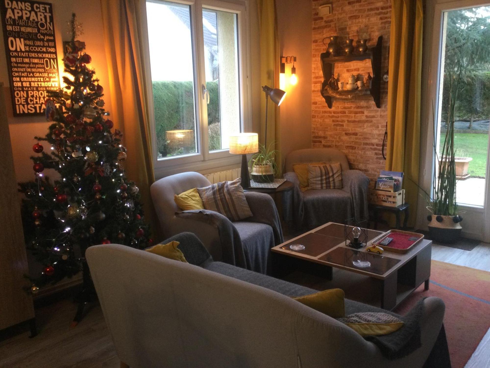 Coup De Coeur Assure ! Calm Comme A La Maison ! Maison Spacieuse Avec Grande Terrasse Pour 2 A 5 Personnes Proximite Et Avec Wifi Et Parking Gratuits * Granville